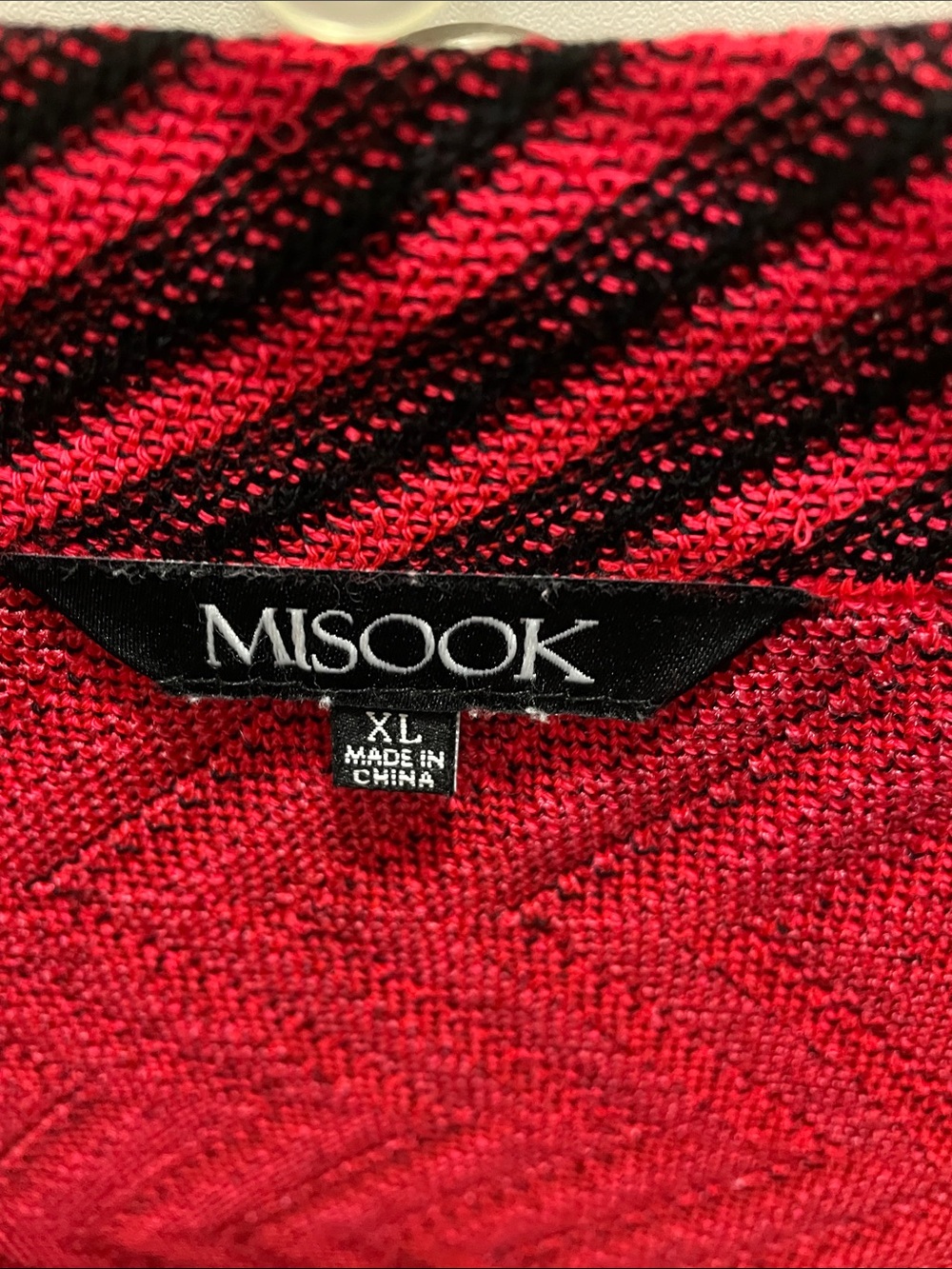 Misook Red & Black Chevron Open-Front Cardigan - Picture 2 of 3